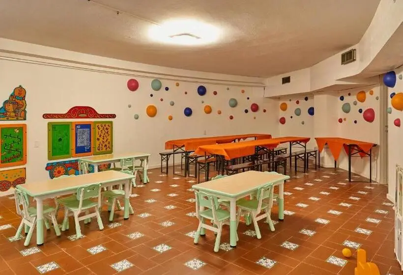 هتل Club Esse Roccaruja