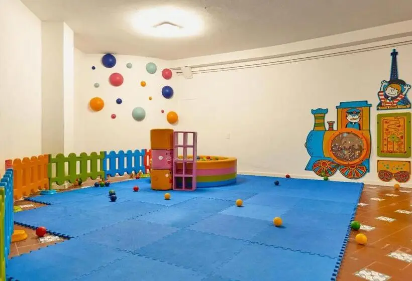 هتل Club Esse Roccaruja