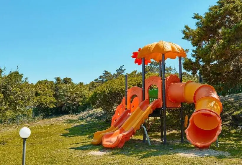 هتل Club Esse Roccaruja