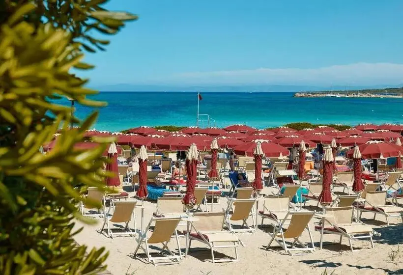 هتل Club Esse Roccaruja