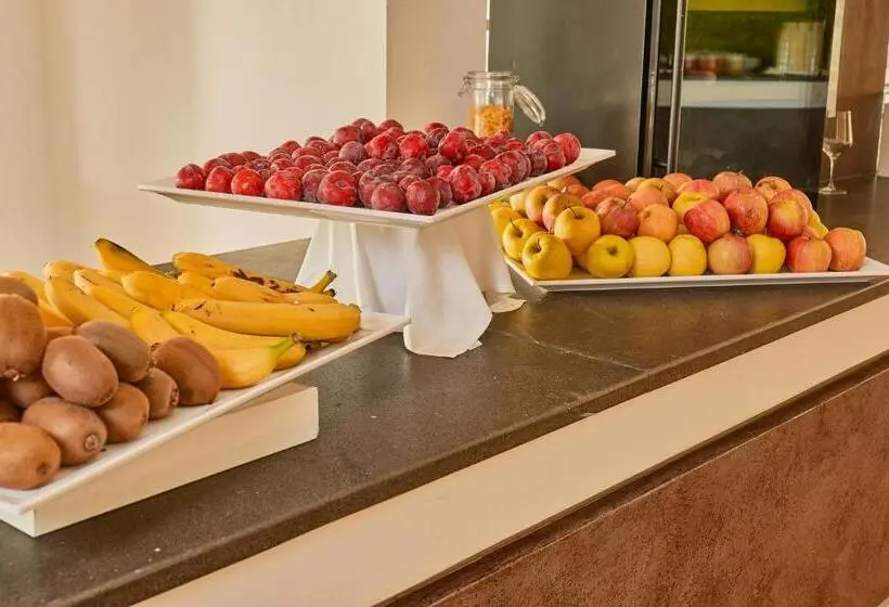 هتل Club Esse Roccaruja