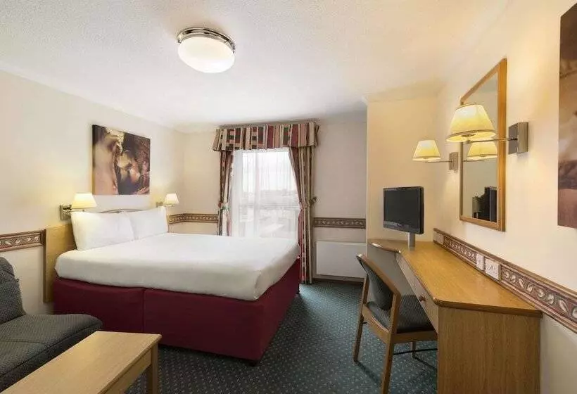 호텔 Days Inn Leicester Forest East M1