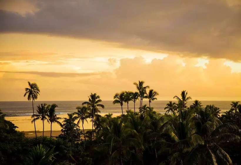 Hotel Outrigger Fiji Beach Resort