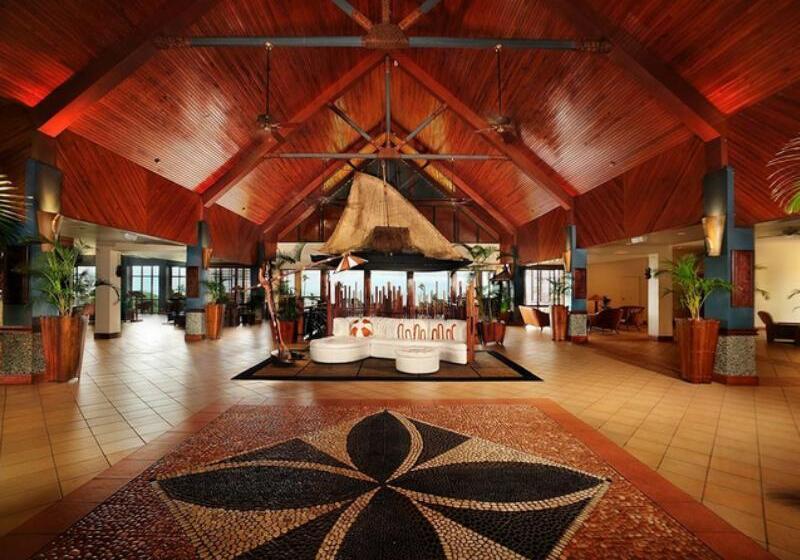 בית מלון כפרי Outrigger Fiji Beach Resort