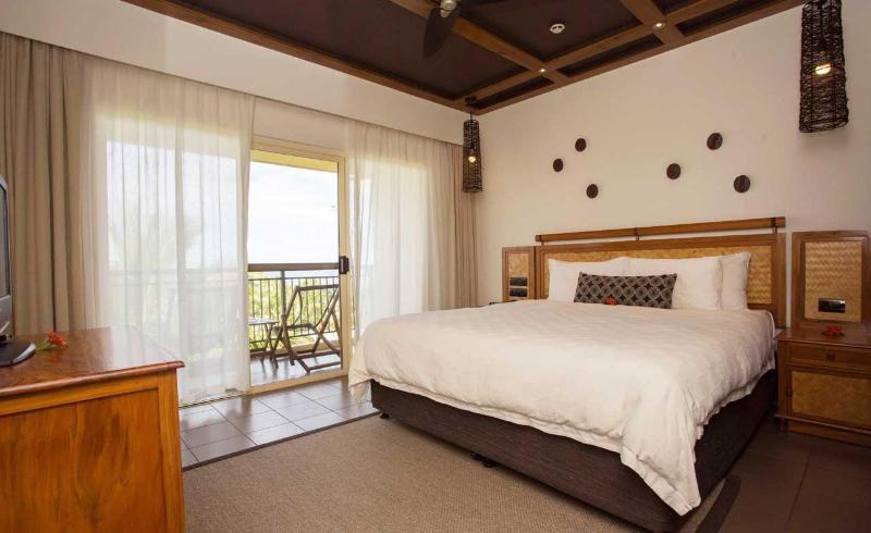 בית מלון כפרי Outrigger Fiji Beach Resort