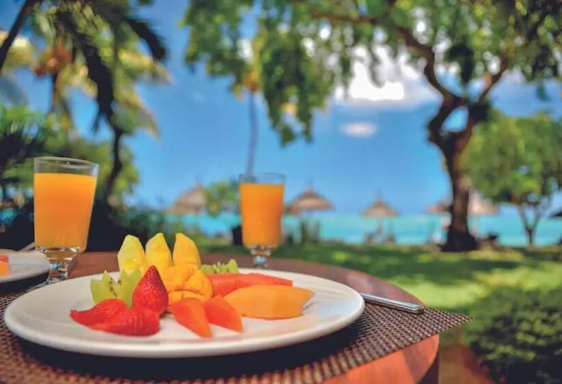 هتل Paradis Beachcomber Golf Resort & Spa