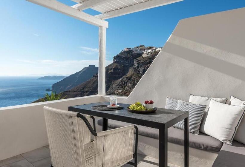 Hotel Porto Fira Suites
