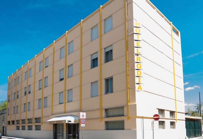 Отель Rodia
