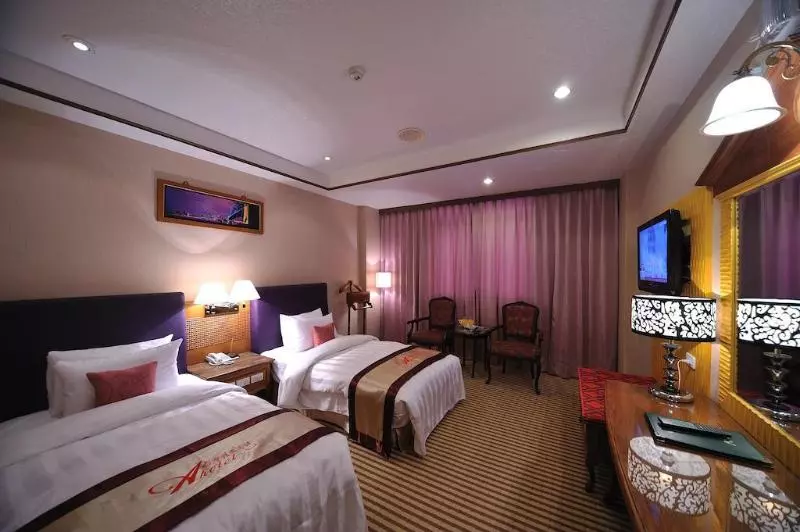 Wenpin Hotel   Pier 2