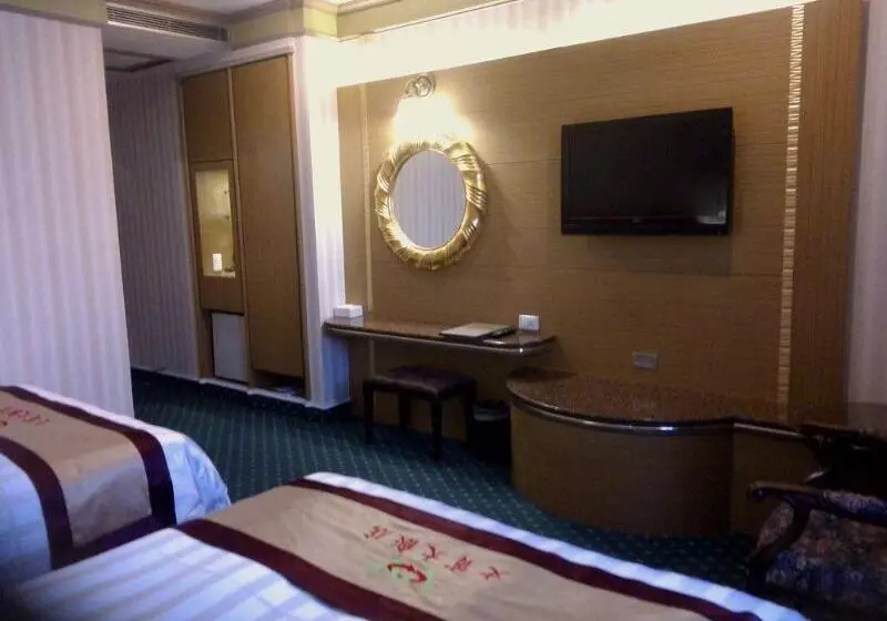 Wenpin Hotel   Pier 2