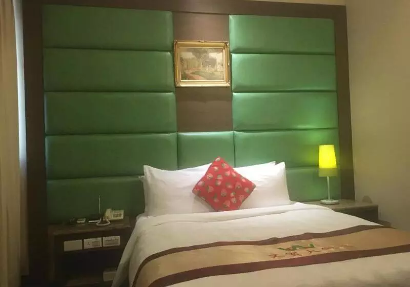 Wenpin Hotel   Pier 2