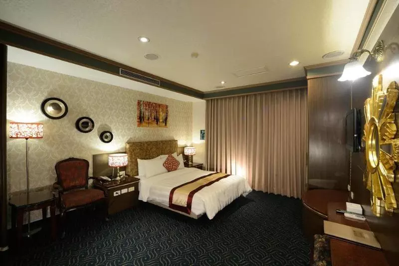 Wenpin Hotel   Pier 2