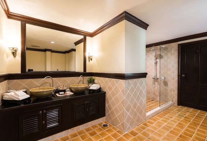 Hotel Wora Bura Hua Hin Resort & Spa