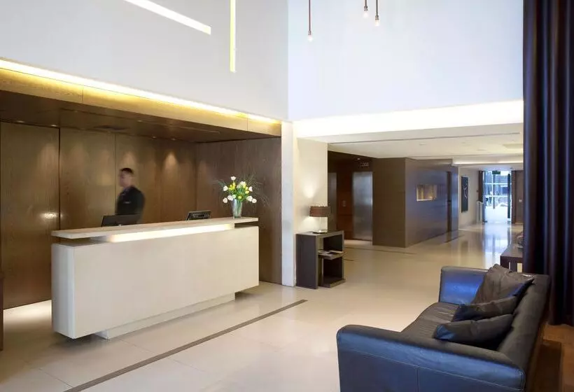 فندق على الطريق Lazart Hotel, Trademark Collection By Wyndham