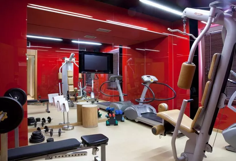 فندق على الطريق Lazart Hotel, Trademark Collection By Wyndham