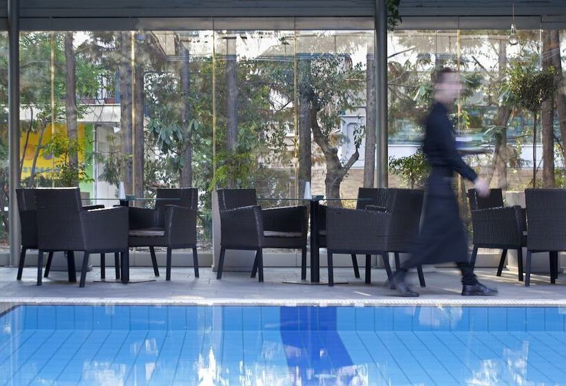 فندق على الطريق Lazart Hotel, Trademark Collection By Wyndham