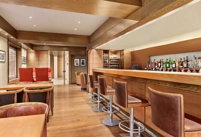 فندق على الطريق Lazart Hotel, Trademark Collection By Wyndham