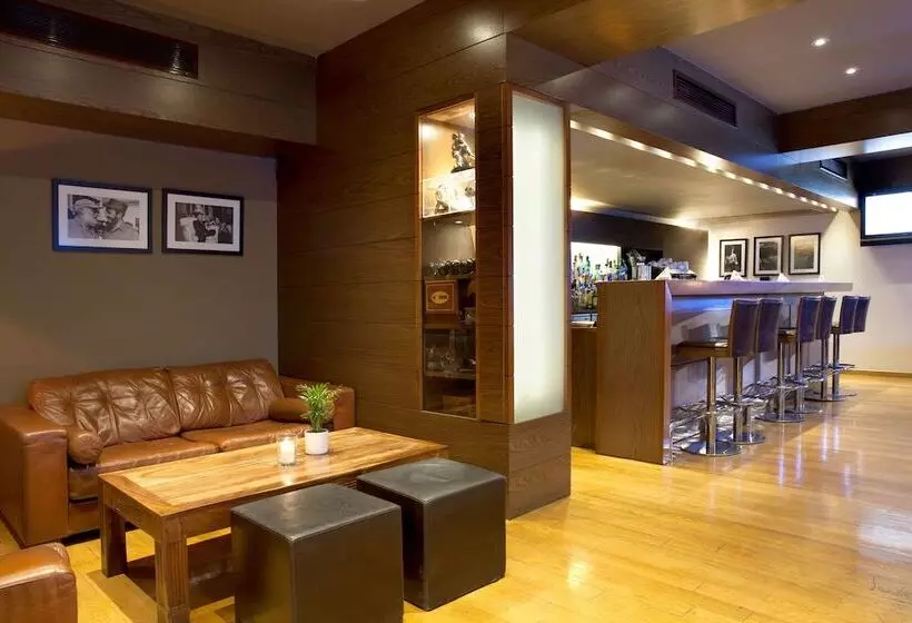 فندق على الطريق Lazart Hotel, Trademark Collection By Wyndham