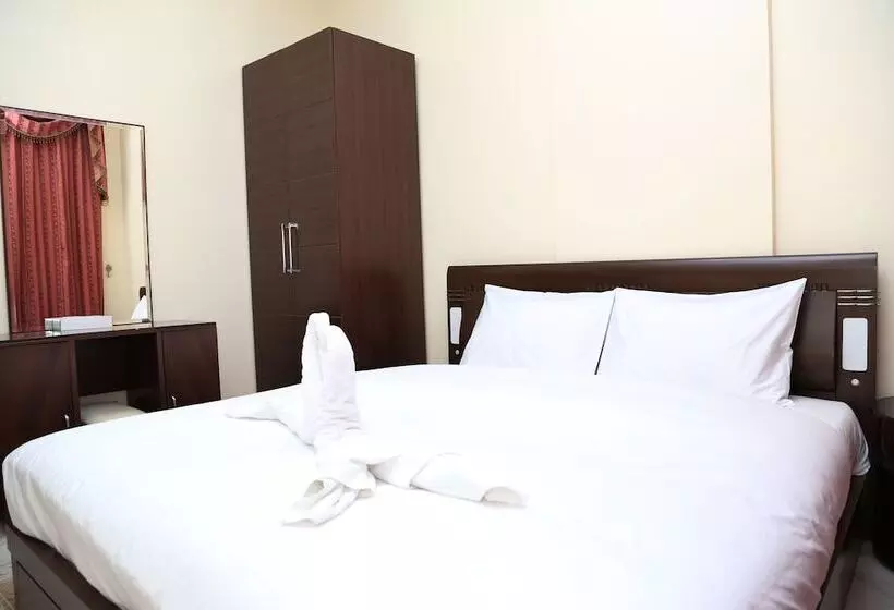 Safari Hotel Apartments