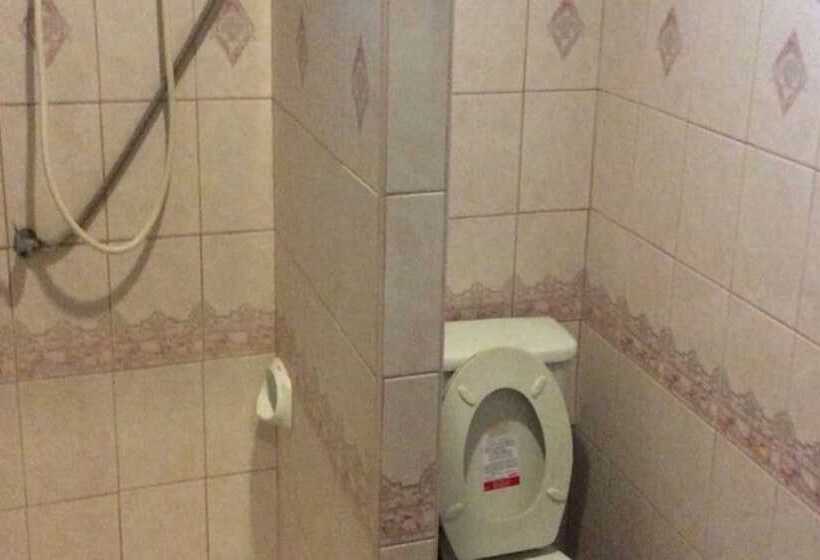 פנסיון Sam's Jungle Guesthouse