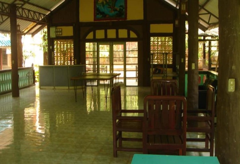 פנסיון Sam's Jungle Guesthouse