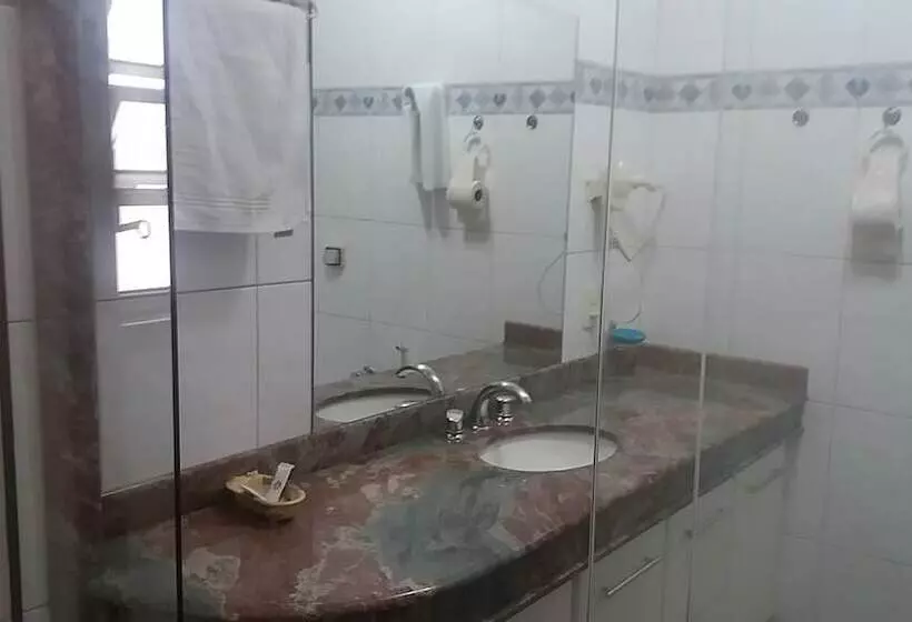 Abdon Flat