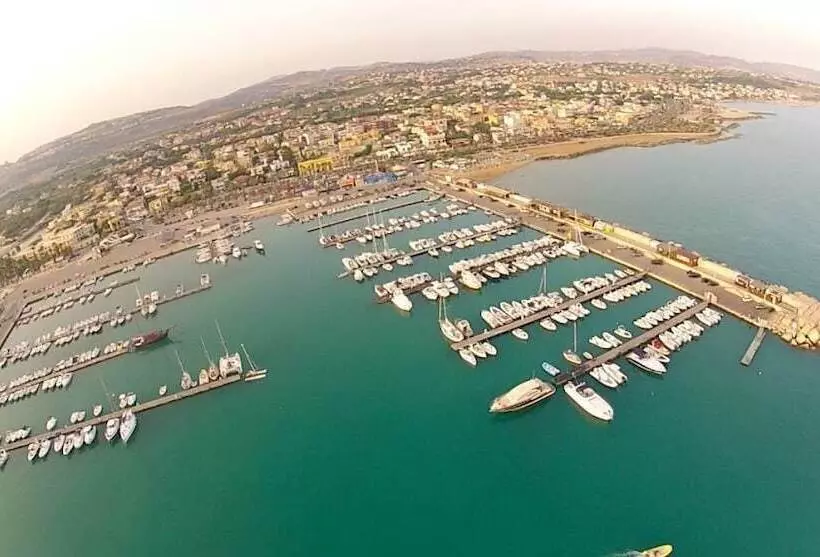 B&b San Leone