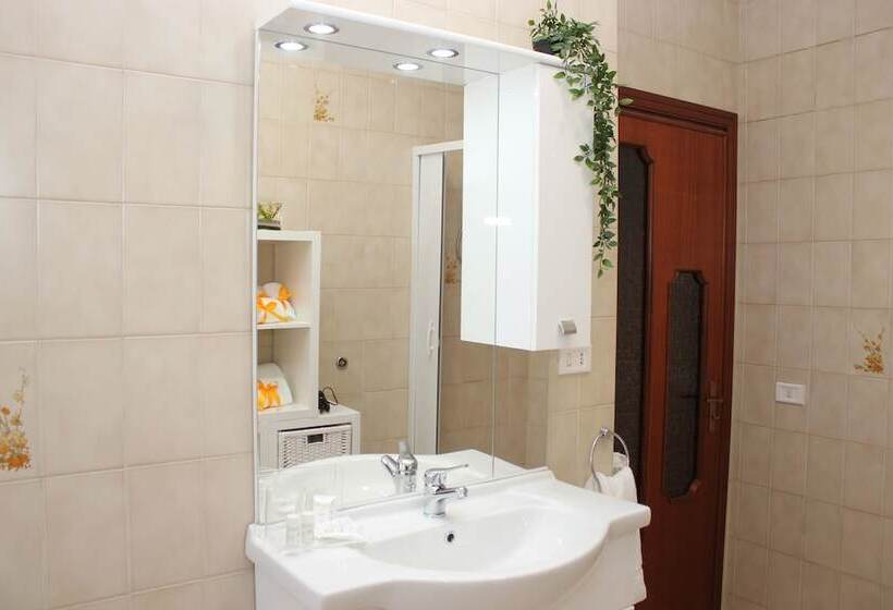 تختخواب و صبحانه La Dimora Di Poppea