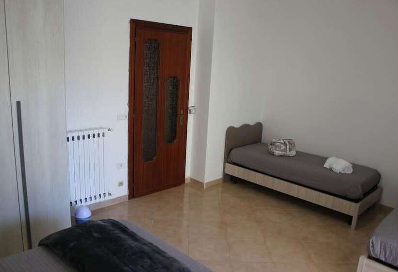 تختخواب و صبحانه La Dimora Di Poppea