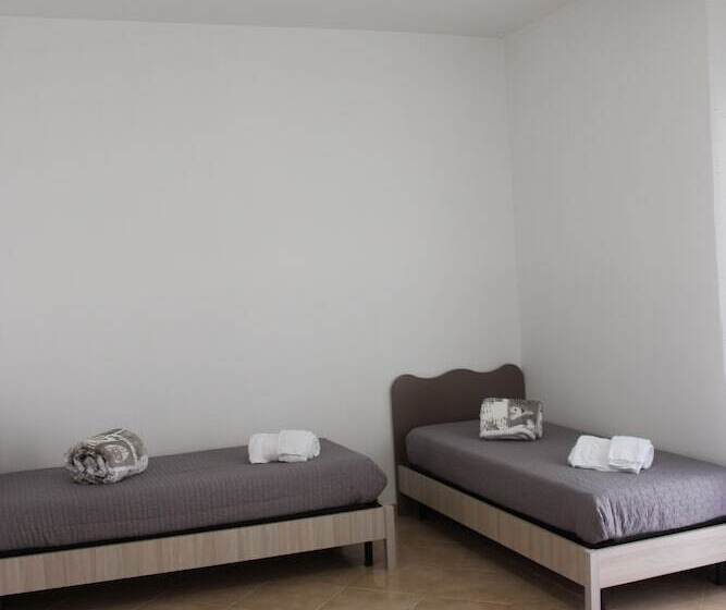 تختخواب و صبحانه La Dimora Di Poppea