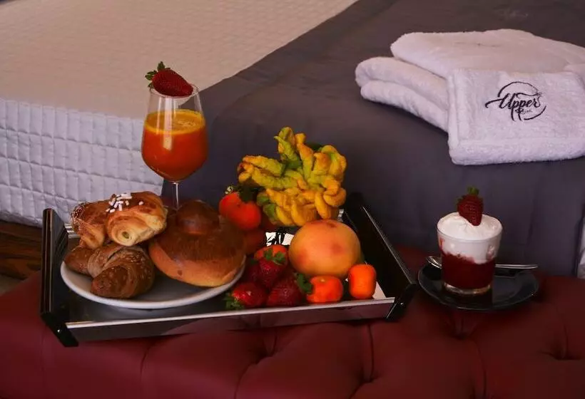 Aamiaismajoitus (B&B) Upper Rooms