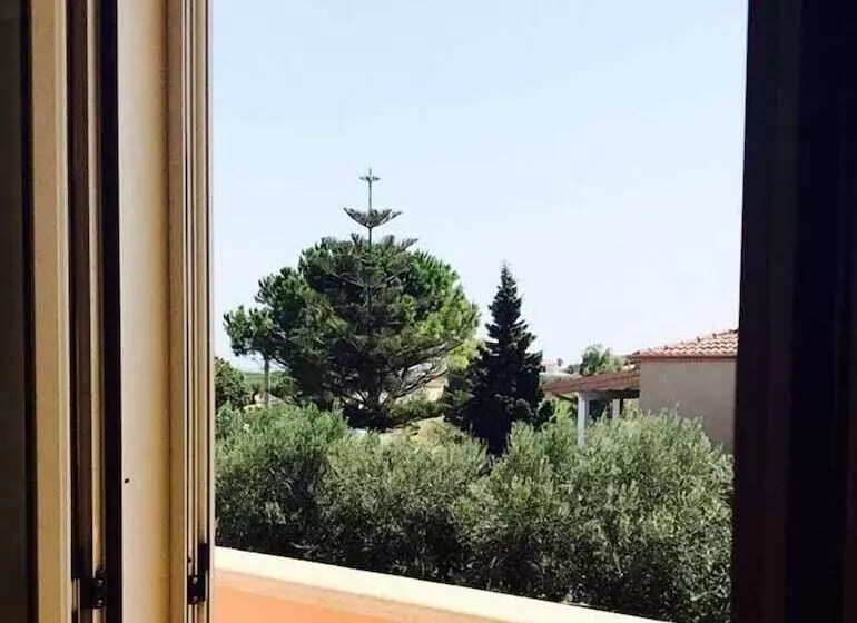 مسافرخانه Ristorante La Decanata