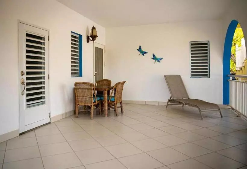 هتل Easy Corner Villas
