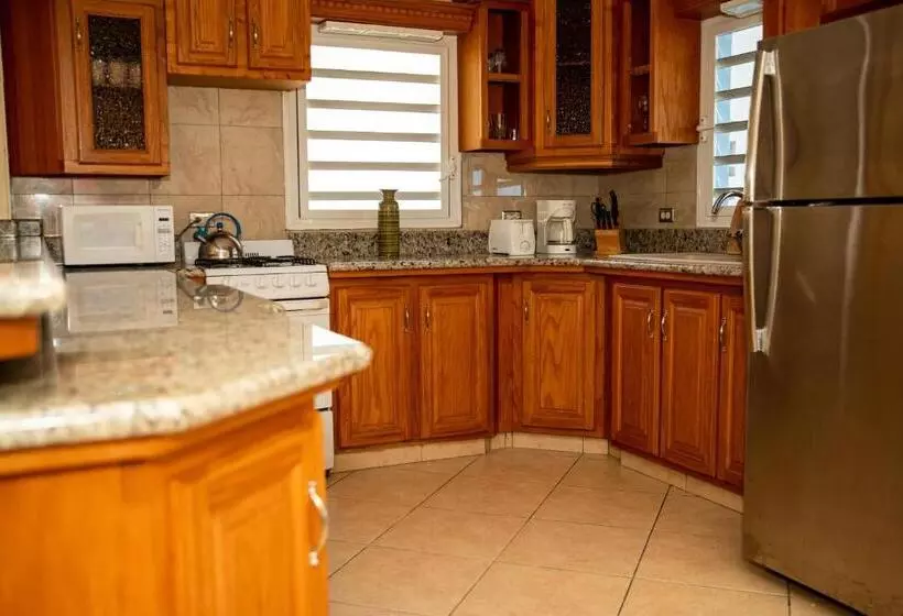 هتل Easy Corner Villas