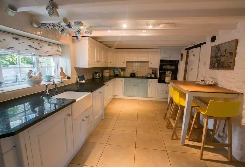 Mill Farm Croyde 4 Bedrooms Sleeps 9 Dog Friendly & Sauna