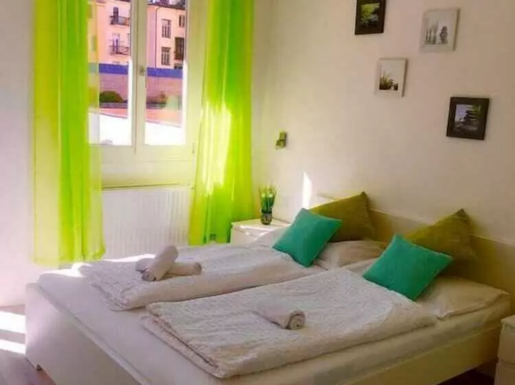 پانسیون Iceman Rooms