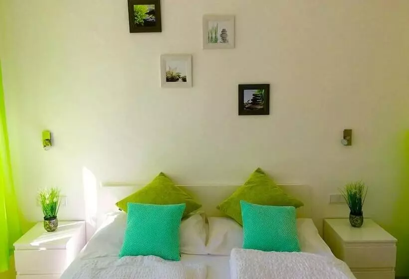 پانسیون Iceman Rooms