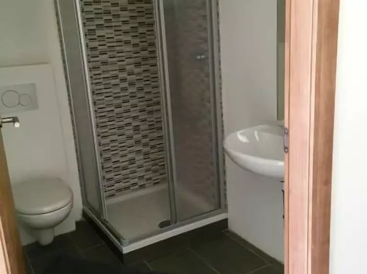 پانسیون Iceman Rooms