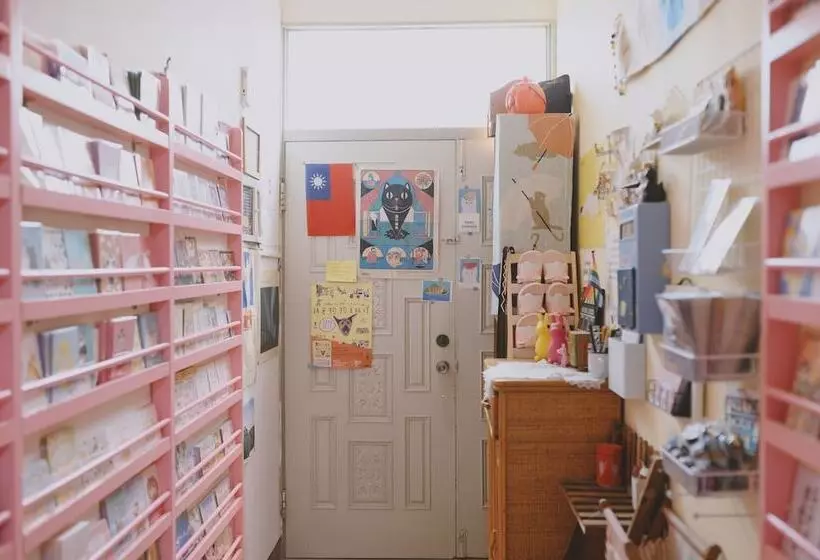 Majatalo Red Letter Day