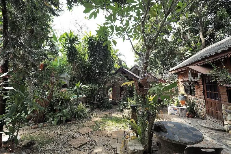 Ruenrimkwai Resort