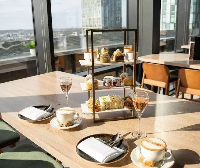 Hotelli Innside By Meliá Liverpool