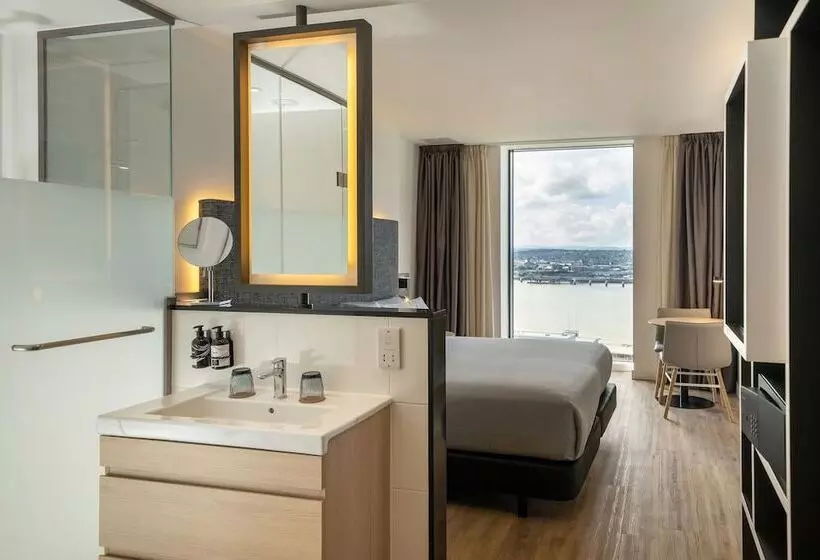 Hotelli Innside By Meliá Liverpool