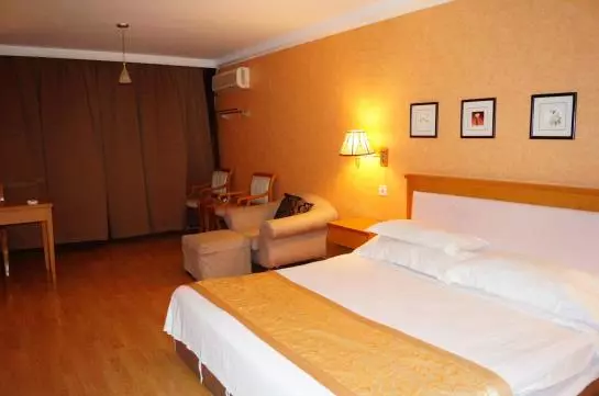 Anqing Business Hotel 