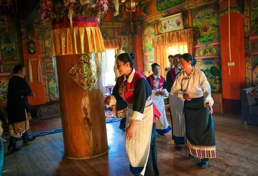 هتل Banyan Tree Ringha