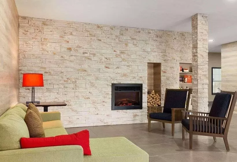 هتل Country Inn & Suites By Radisson, Jacksonairport, Ms