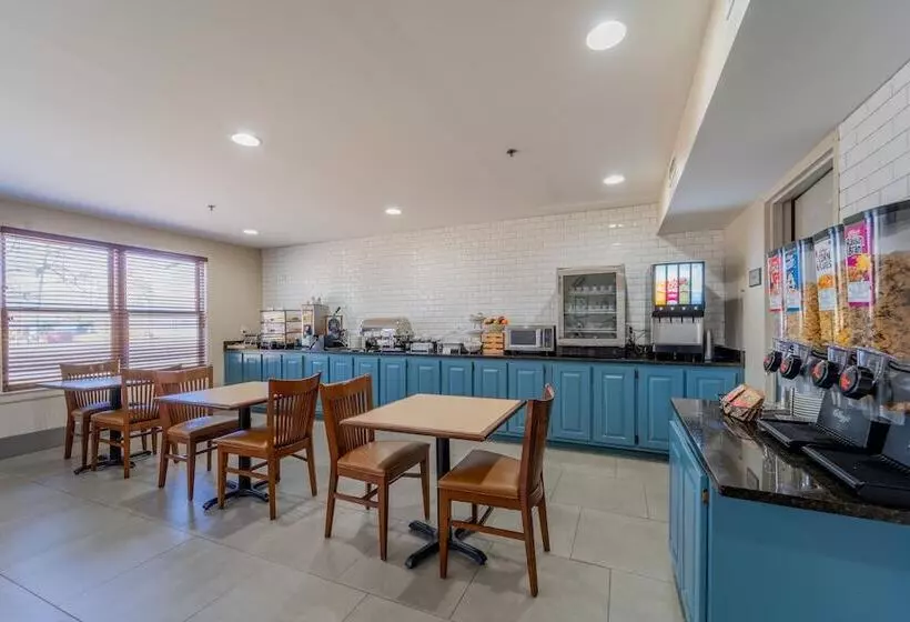 Отель Country Inn & Suites By Radisson, Richmond I95 South, Va