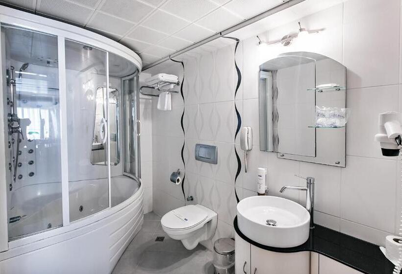 בית מלון כפרי Derici