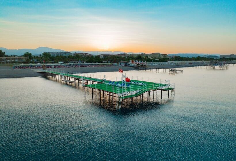 Asteria Family Resort Side