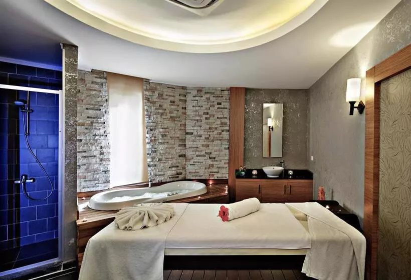 Asteria Family Resort Side