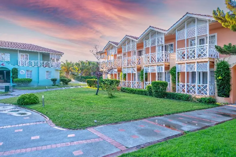 Asteria Family Resort Side